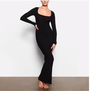 ✨SKIMS Dress✨